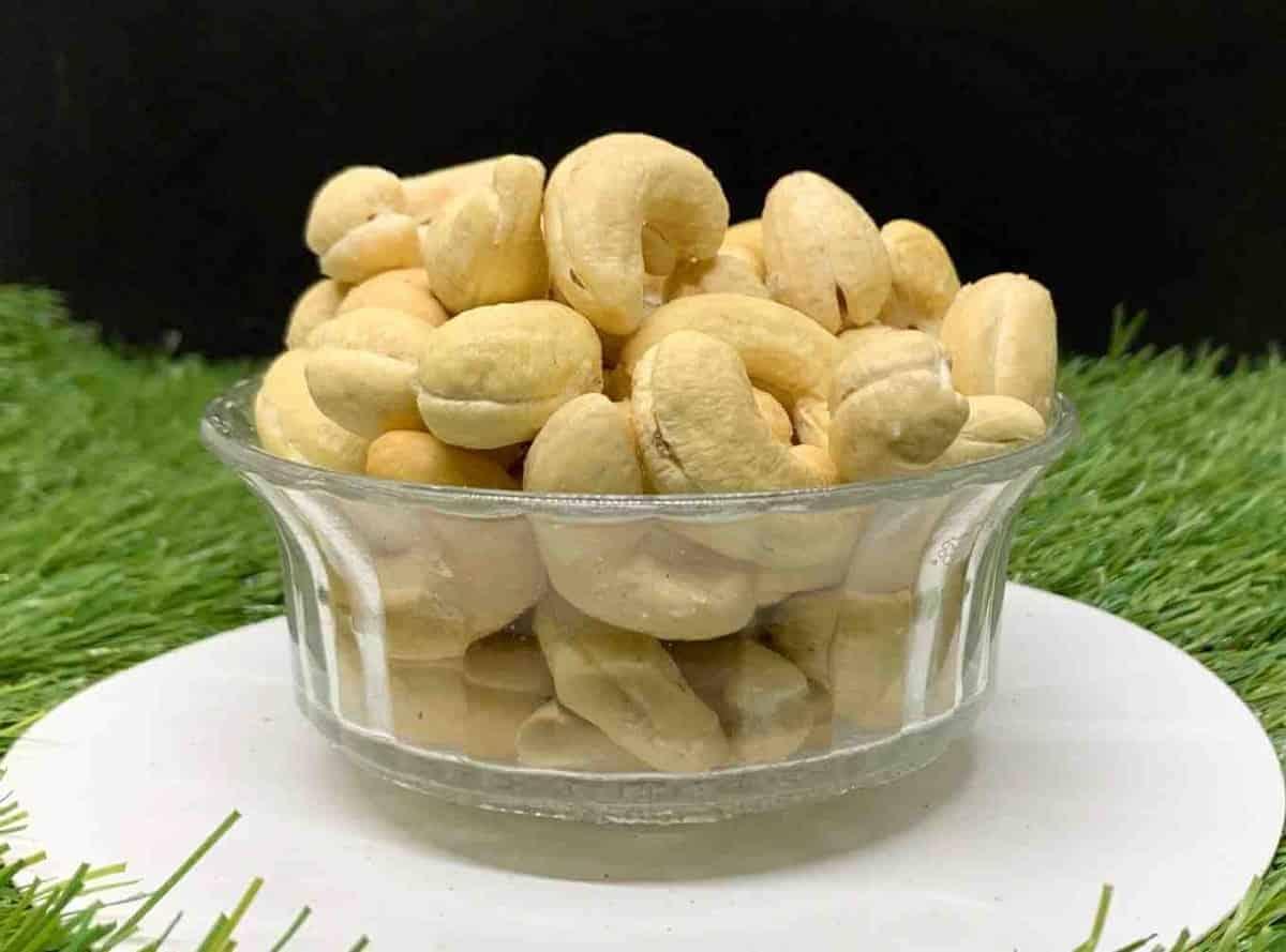 Buy Salted Cashew Nuts Online | Khara Kaju - AlphonsoMango.in