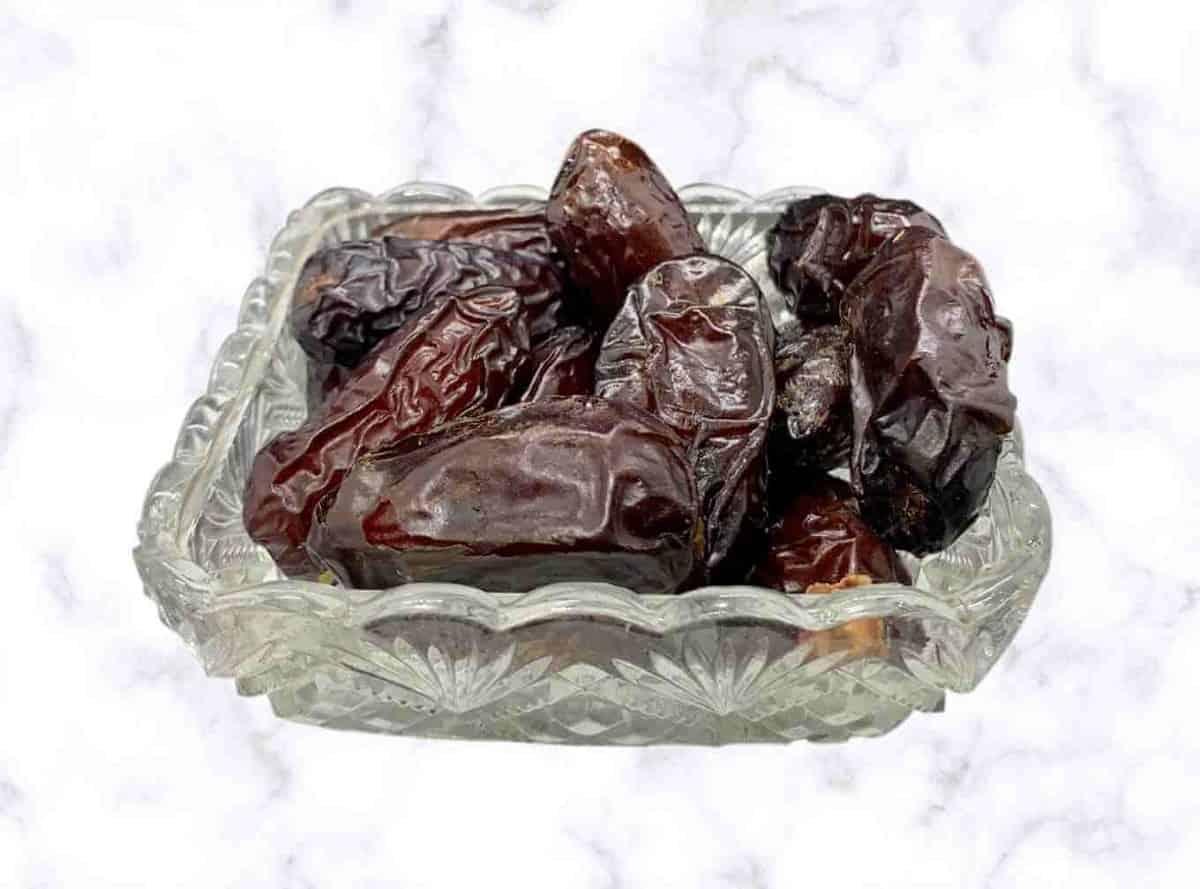 Kalmi Dates | Safawi Dates - AlphonsoMango.in